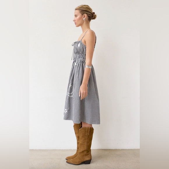 Brand new with tags Black and White Gingham Dress with Embroidered Details M - Picture 2 of 6